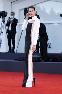 Festival Opening und Filmpremiere 'Madres paralelas', Internationale Filmfestspiele von Venedig 2021