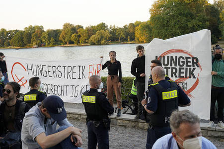 Olaf Scholz und Franziska Giffey beim Zukunftsgespräch in Berlin