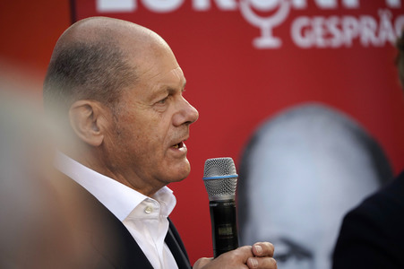 Olaf Scholz und Franziska Giffey beim Zukunftsgespräch in Berlin