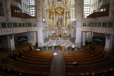 Trauerstaatsakt zu Ehren von Kurt Biedenkopf in Dresden