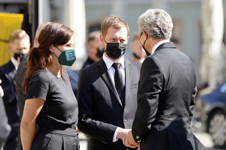 Trauerstaatsakt zu Ehren von Kurt Biedenkopf in Dresden