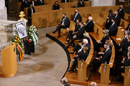 Trauerstaatsakt zu Ehren von Kurt Biedenkopf in Dresden