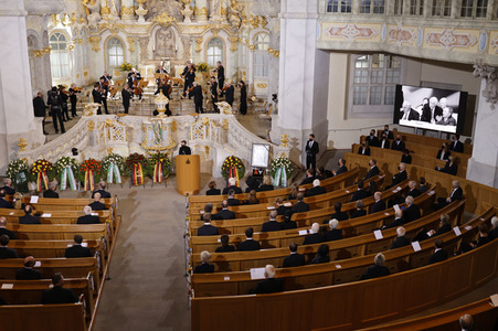 Trauerstaatsakt zu Ehren von Kurt Biedenkopf in Dresden