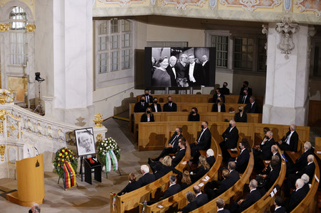 Trauerstaatsakt zu Ehren von Kurt Biedenkopf in Dresden