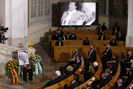 Trauerstaatsakt zu Ehren von Kurt Biedenkopf in Dresden