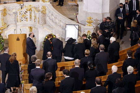 Trauerstaatsakt zu Ehren von Kurt Biedenkopf in Dresden