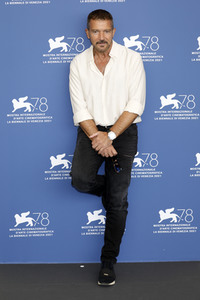Photocall 'Official Competition', Internationale Filmfestspiele von Venedig 2021