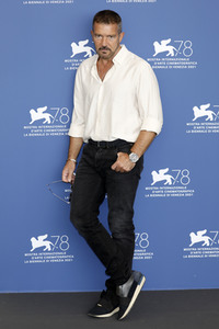 Photocall 'Official Competition', Internationale Filmfestspiele von Venedig 2021