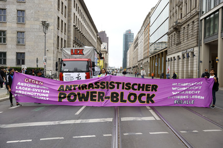 Unteilbar-Großdemonstration 'Für eine solidarische und gerechte Gesellschaft' in Berlin