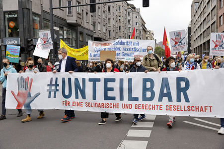Unteilbar-Großdemonstration 'Für eine solidarische und gerechte Gesellschaft' in Berlin