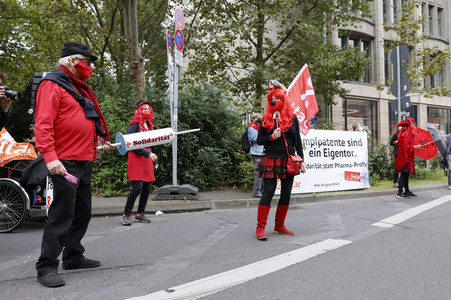 Unteilbar-Großdemonstration 'Für eine solidarische und gerechte Gesellschaft' in Berlin