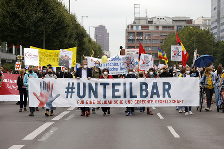 Unteilbar-Großdemonstration 'Für eine solidarische und gerechte Gesellschaft' in Berlin