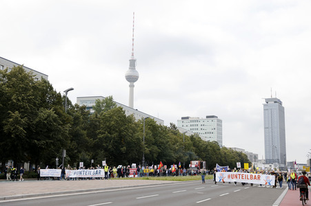 Unteilbar-Großdemonstration 'Für eine solidarische und gerechte Gesellschaft' in Berlin