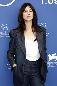 Photocall 'Sundown', Internationale Filmfestspiele von Venedig 2021