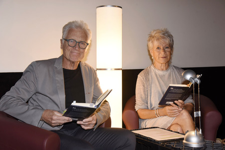 Matinee-Lesung 'Duschen und Zähneputzen - Was im Leben wirklich zählt' in München