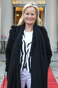 Theaterpremiere 'Dinge, die ich sicher weiß' in Berlin