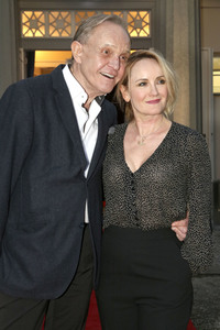 Theaterpremiere 'Dinge, die ich sicher weiß' in Berlin