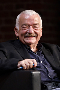 Sam Ginn und Hans Ulrich Gumbrecht auf der phil.cologne 2021 in Köln