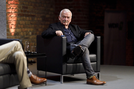 Sam Ginn und Hans Ulrich Gumbrecht auf der phil.cologne 2021 in Köln