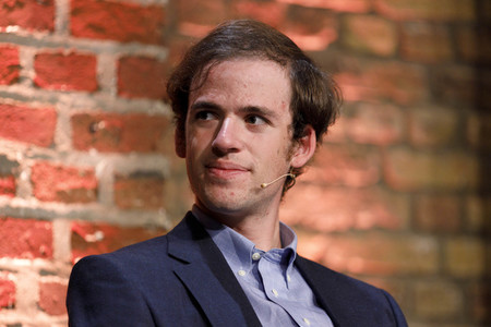 Sam Ginn und Hans Ulrich Gumbrecht auf der phil.cologne 2021 in Köln