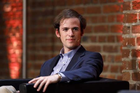 Sam Ginn und Hans Ulrich Gumbrecht auf der phil.cologne 2021 in Köln