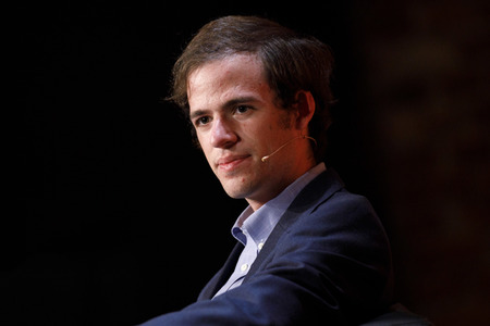 Sam Ginn und Hans Ulrich Gumbrecht auf der phil.cologne 2021 in Köln