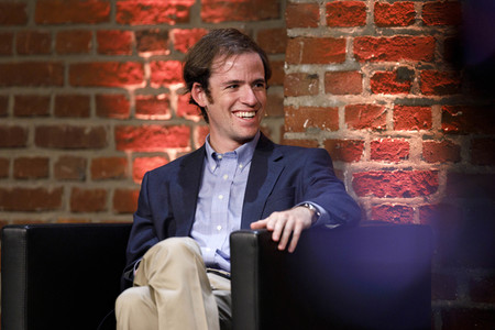 Sam Ginn und Hans Ulrich Gumbrecht auf der phil.cologne 2021 in Köln