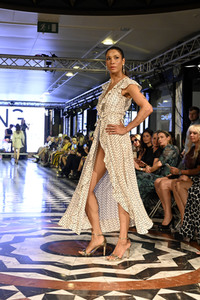 Natascha Gruen Fashion Show auf der Berlin Fashion Week Spring/Summer 2022
