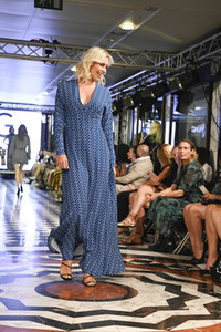 Natascha Gruen Fashion Show auf der Berlin Fashion Week Spring/Summer 2022