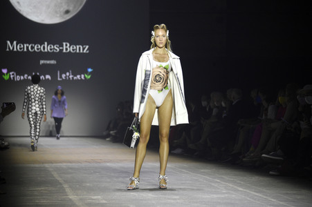 Florentina Leitner Fashion Show auf der Berlin Fashion Week Spring/Summer 2022