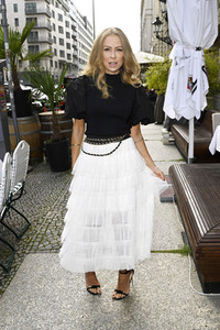 Lana Mueller Fashion Show auf der Berlin Fashion Week Spring/Summer 2022