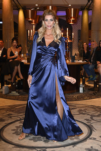 Lana Mueller Fashion Show auf der Berlin Fashion Week Spring/Summer 2022