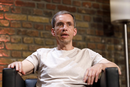 Jens Söring und Richard David Precht auf der phil.cologne 2021 in Köln