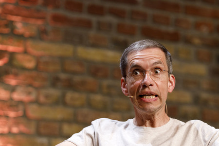 Jens Söring und Richard David Precht auf der phil.cologne 2021 in Köln