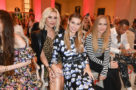 Anja Gockel Fashion Show auf der Berlin Fashion Week Spring/Summer 2022