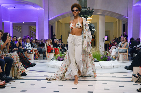 Anja Gockel Fashion Show auf der Berlin Fashion Week Spring/Summer 2022