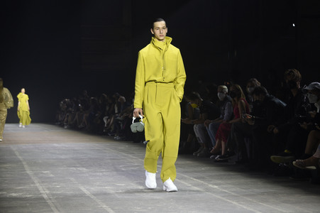 Kilian Kerner Fashion Show auf der Berlin Fashion Week Spring/Summer 2022