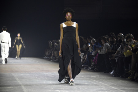 Kilian Kerner Fashion Show auf der Berlin Fashion Week Spring/Summer 2022