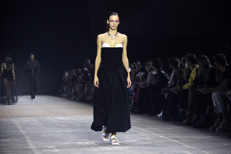 Kilian Kerner Fashion Show auf der Berlin Fashion Week Spring/Summer 2022