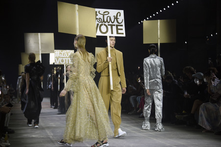Kilian Kerner Fashion Show auf der Berlin Fashion Week Spring/Summer 2022