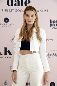 Mates Date anlässlich der Berlin Fashion Week Spring/Summer 2022