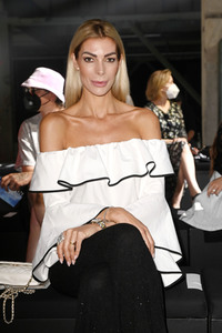 Rebekka Ruetz Fashion Show auf der Berlin Fashion Week Spring/Summer 2022