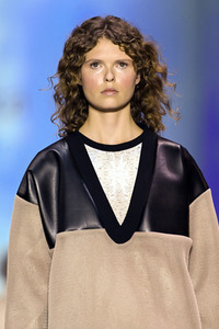 Rebekka Ruetz Fashion Show auf der Berlin Fashion Week Spring/Summer 2022