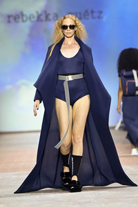 Rebekka Ruetz Fashion Show auf der Berlin Fashion Week Spring/Summer 2022