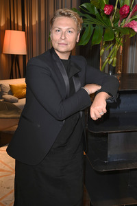 Dawid Tomaszewski Fashion Film auf der Berlin Fashion Week Spring/Summer 2022