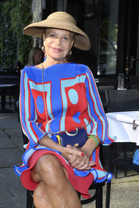 Marcel Ostertag Fashion Show auf der Berlin Fashion Week Spring/Summer 2022