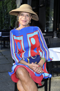 Marcel Ostertag Fashion Show auf der Berlin Fashion Week Spring/Summer 2022