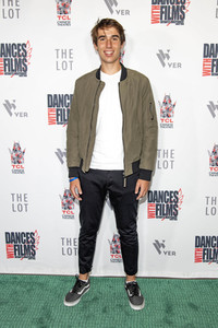 Filmpremiere 'Four Cousins and a Christmas', Dances with Films Festivals 2021 in Los Angeles