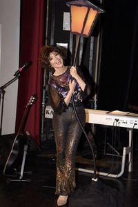 Show von Cornelia Corba in Haar