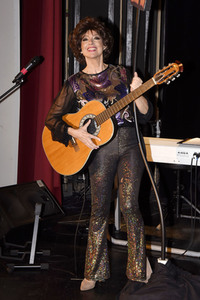 Show von Cornelia Corba in Haar
